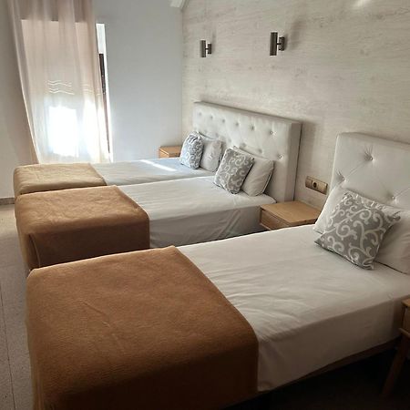 อพาร์ตเมนต์ รัมบลาส 108 Aparthotel บาร์เซโลนา ภายนอก รูปภาพ